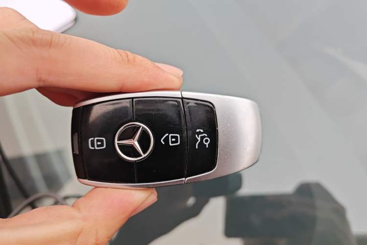 Used Mercedes-Benz S-Class 2018 S 320 L Vehicle Key