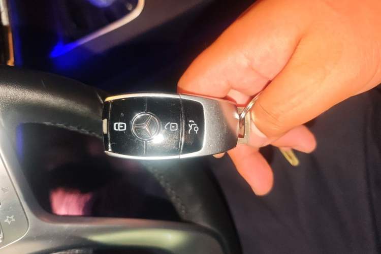 Used Mercedes-Benz S-Class 2018 S 320 L Vehicle Key