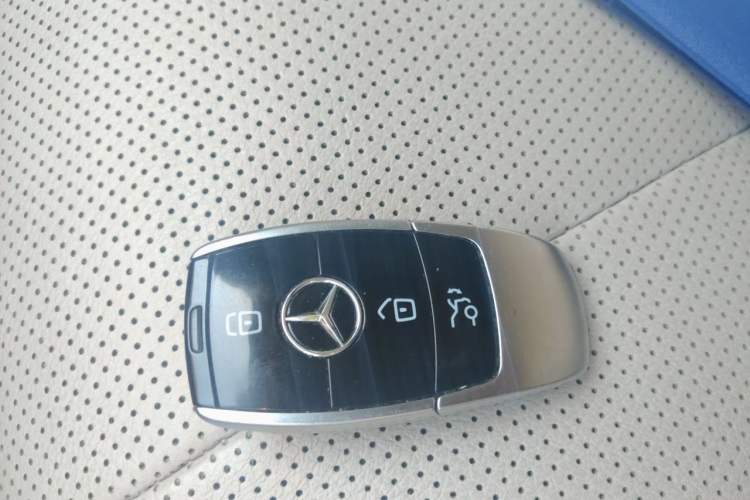 Used Mercedes-Benz S-Class 2018 S 320 L Vehicle Key