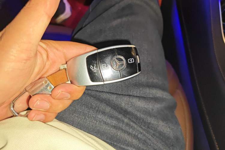 Used Mercedes-Benz S-Class 2018 S 320 L Vehicle Key