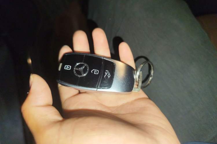 Used Mercedes-Benz S-Class 2018 S 320 L Vehicle Key