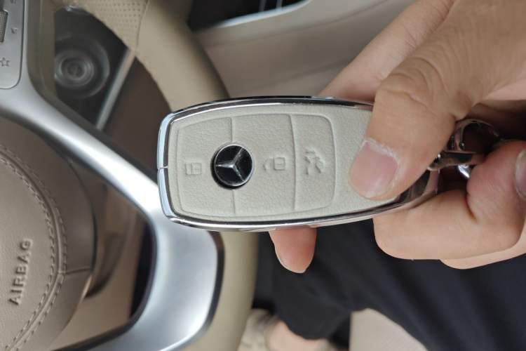 Used Mercedes-Benz S-Class 2018 S 320 L Vehicle Key