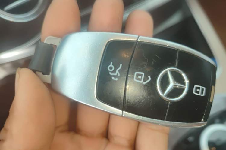 Used Mercedes-Benz S-Class 2018 S 320 L Vehicle Key