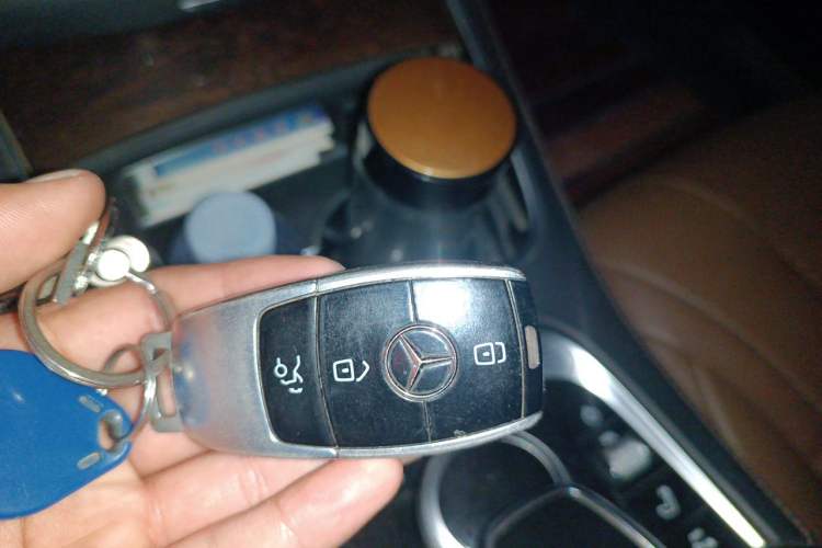 Used Mercedes-Benz S-Class 2018 S 320 L Vehicle Key