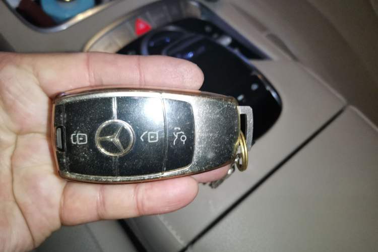 Used Mercedes-Benz S-Class 2018 S 350 L Vehicle Key