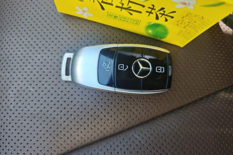 Used Mercedes-Benz S-Class 2018 S 320 L Vehicle Key