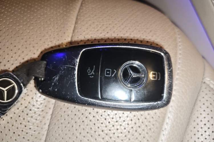 Used Mercedes-Benz S-Class 2018 S 450 L 4MATIC Excellence Special Edition Vehicle Key
