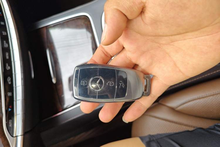 Used Mercedes-Benz S-Class 2018 S 350 L Vehicle Key