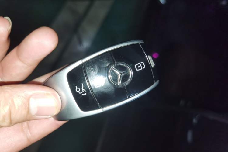 Used Mercedes-Benz S-Class 2018 S 450 L Vehicle Key