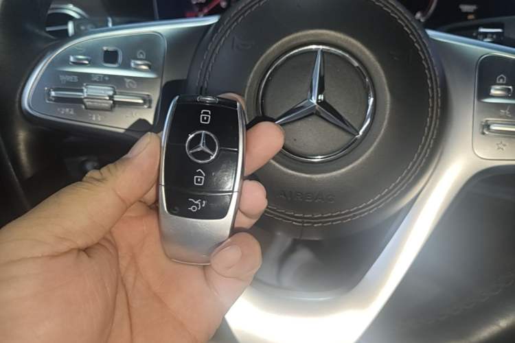 Used Mercedes-Benz S-Class 2018 S 320 L Vehicle Key