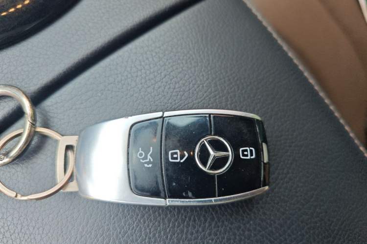 Used Mercedes-Benz S-Class 2018 S 320 L Vehicle Key