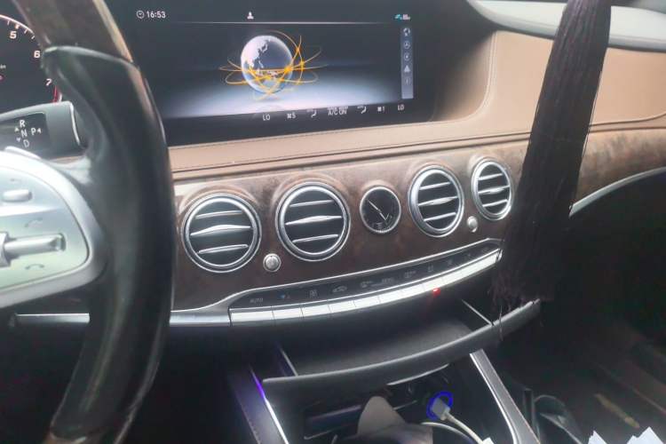 Used Mercedes-Benz S-Class 2018 S 350 L Audio And AC Panel