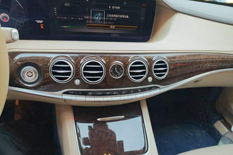 Used Mercedes-Benz S-Class 2018 S 320 L Audio And AC Panel