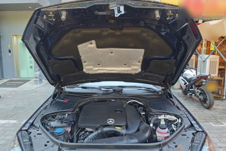 Used Mercedes-Benz S-Class 2018 S 320 L Engine Bay