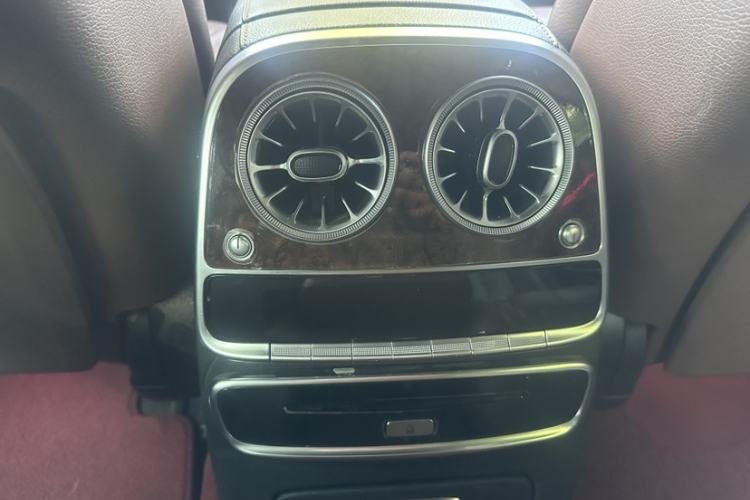 Used Mercedes-Benz S-Class 2018 S 350 L Interior 3