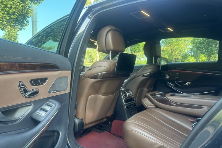 Used Mercedes-Benz S-Class 2018 S 350 L Interior 7