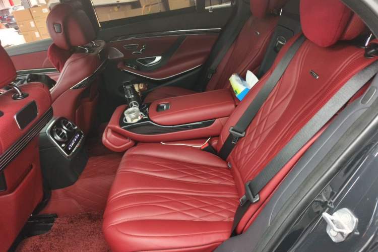 Used Mercedes-Benz S-Class 2018 S 320 L Left Rear Seat