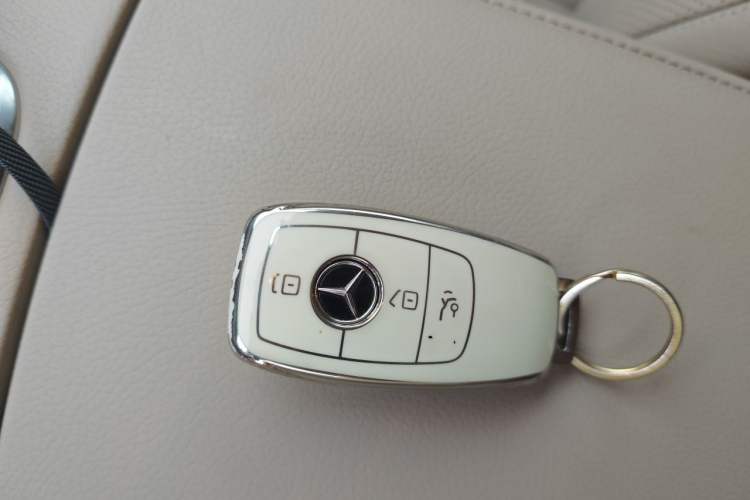 Used Mercedes-Benz S-Class 2018 S 320 L Vehicle Key