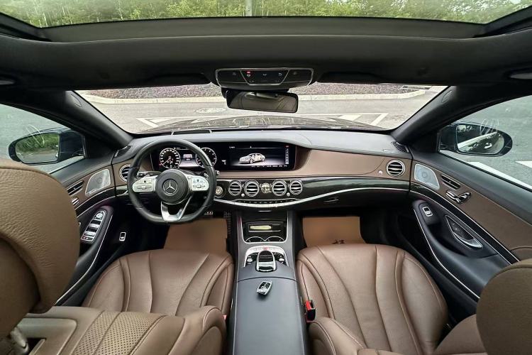 Used Mercedes-Benz S-Class 2018 S 450 L 4MATIC Excellence Special Edition Interior 1