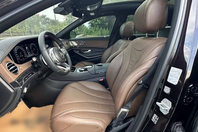 Used Mercedes-Benz S-Class 2018 S 450 L 4MATIC Excellence Special Edition Interior 7