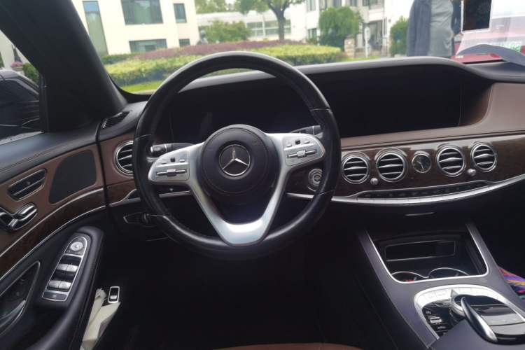 Used Mercedes-Benz S-Class 2018 S 320 L Steering Wheel