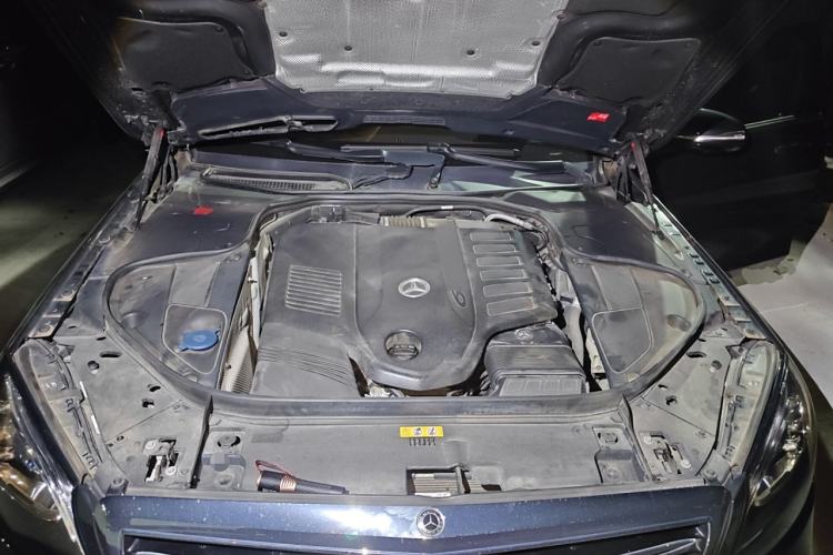 Used Mercedes-Benz S-Class 2018 S 500 L 4MATIC Engine Bay