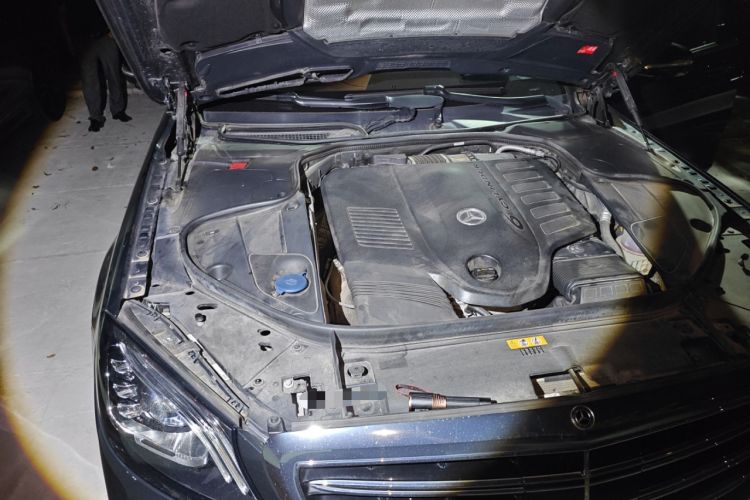 Used Mercedes-Benz S-Class 2018 S 500 L 4MATIC Engine Bay Right