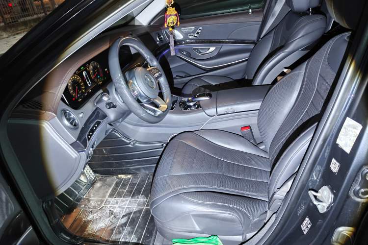 Used Mercedes-Benz S-Class 2018 S 500 L 4MATIC Left Front Seat