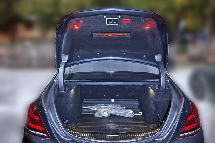 Used Mercedes-Benz S-Class 2018 S 500 L 4MATIC Trunk