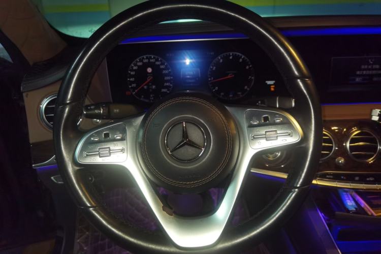 Used Mercedes-Benz S-Class 2018 S 320 L Steering Wheel