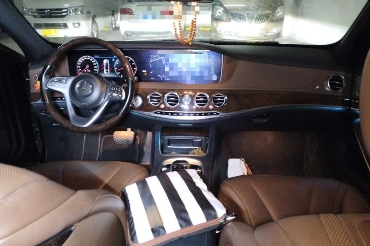 Used Mercedes-Benz S-Class 2018 S 350 L Center Console