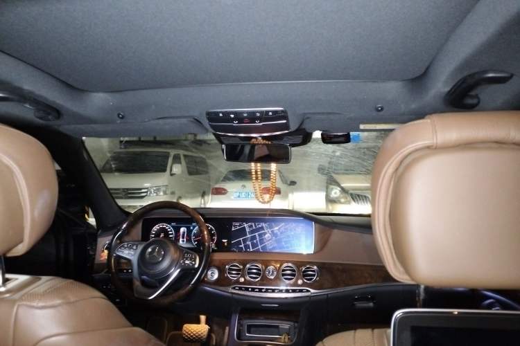 Used Mercedes-Benz S-Class 2018 S 350 L Headliner