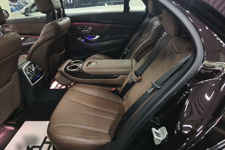 Used Mercedes-Benz S-Class 2018 S 320 L Left Rear Seat