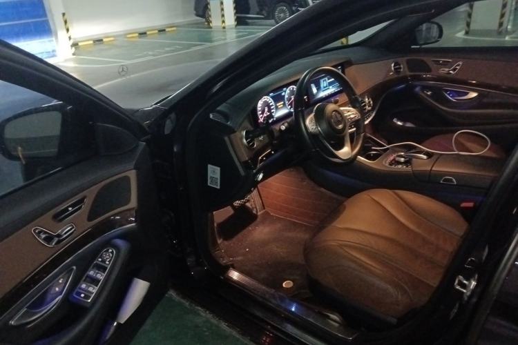 Used Mercedes-Benz S-Class 2018 S 320 L Driver Seat