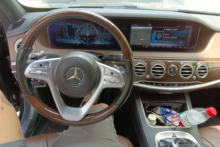 Used Mercedes-Benz S-Class 2018 S 350 L Center Console
