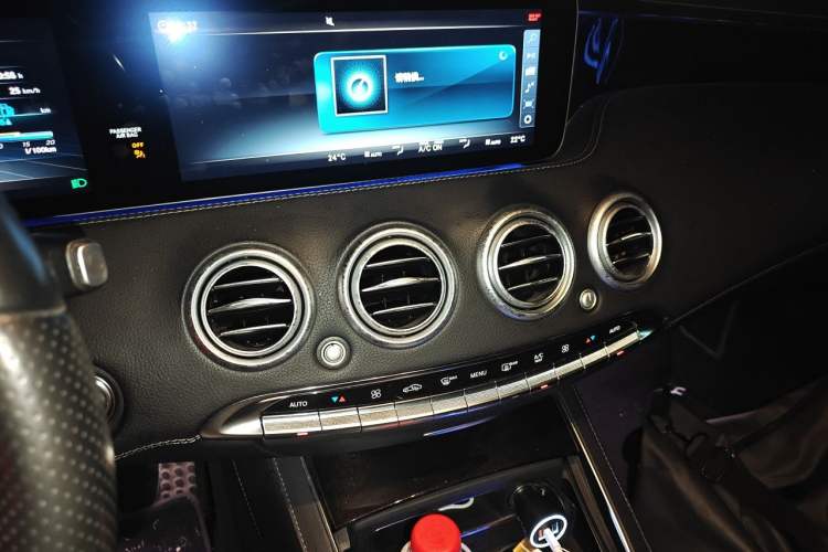 Used Mercedes-Benz S-Class 2018 S 450 4MATIC Coupe Audio And AC Panel