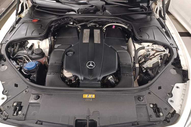 Used Mercedes-Benz S-Class 2018 S 450 4MATIC Coupe Engine Bay