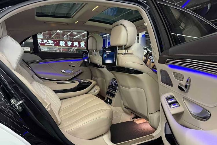 Used Mercedes-Benz S-Class 2018 S 350 L Interior 4