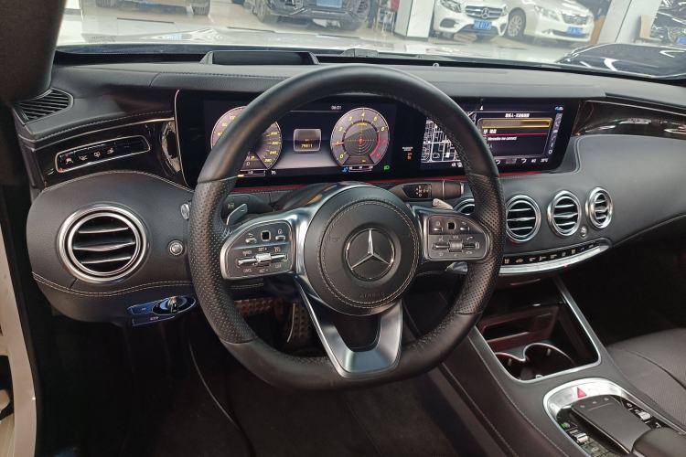 Used Mercedes-Benz S-Class 2018 S 450 4MATIC Coupe Steering Wheel
