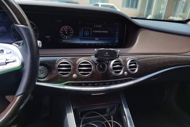 Used Mercedes-Benz S-Class 2019 S 320 L Audio And AC Panel