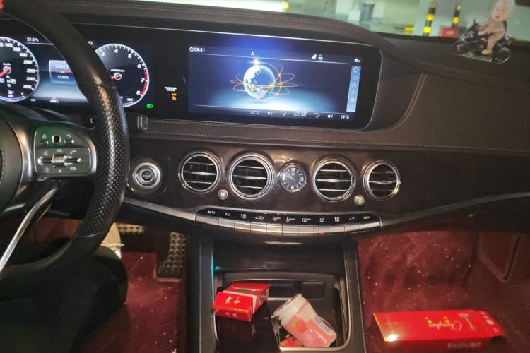 Used Mercedes-Benz S-Class 2019 S 450 L 4MATIC Exclusive Edition Audio And AC Panel