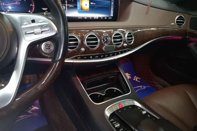 Used Mercedes-Benz S-Class 2019 S 350 L Executive Edition Audio And AC Panel