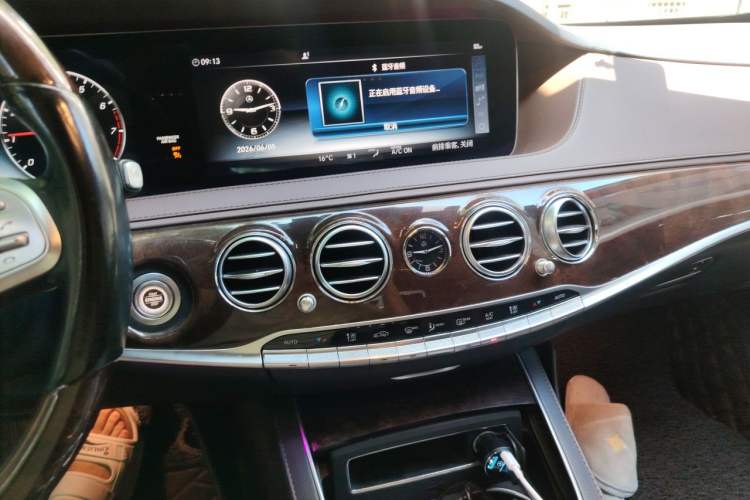 Used Mercedes-Benz S-Class 2019 S 350 L Executive Edition Audio And AC Panel