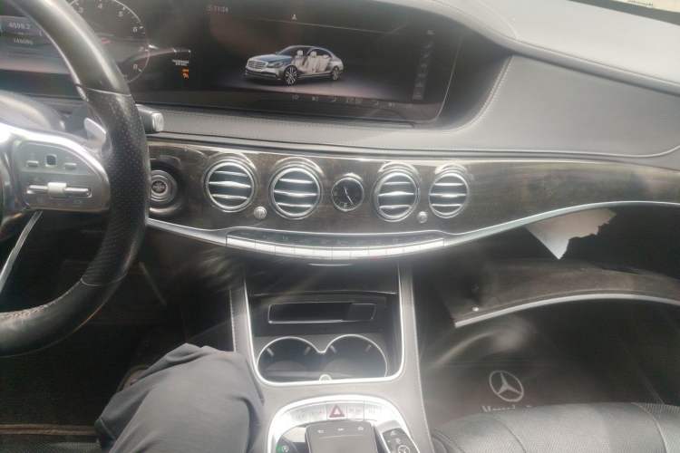 Used Mercedes-Benz S-Class 2019 S 450 L 4MATIC Audio And AC Panel