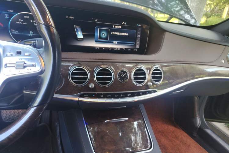 Used Mercedes-Benz S-Class 2019 S 350 L Executive Edition Audio And AC Panel