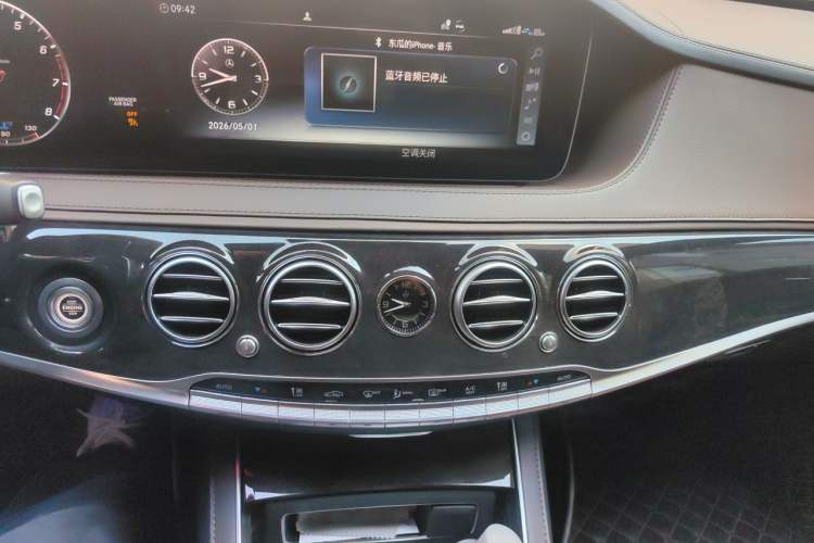 Used Mercedes-Benz S-Class 2019 S 450 L 4MATIC Exclusive Edition Audio And AC Panel