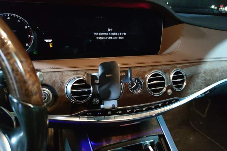 Used Mercedes-Benz S-Class 2019 S 350 L Executive Edition Audio And AC Panel