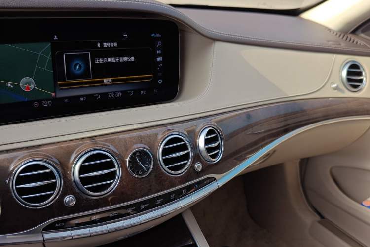 Used Mercedes-Benz S-Class 2019 S 350 L Luxury Edition Prestige Edition Audio And AC Panel