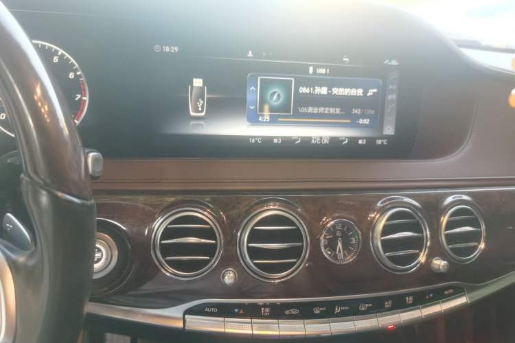 Used Mercedes-Benz S-Class 2019 S 350 L Luxury Edition Prestige Edition Audio And AC Panel