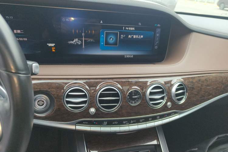 Used Mercedes-Benz S-Class 2019 S 320 L Audio And AC Panel